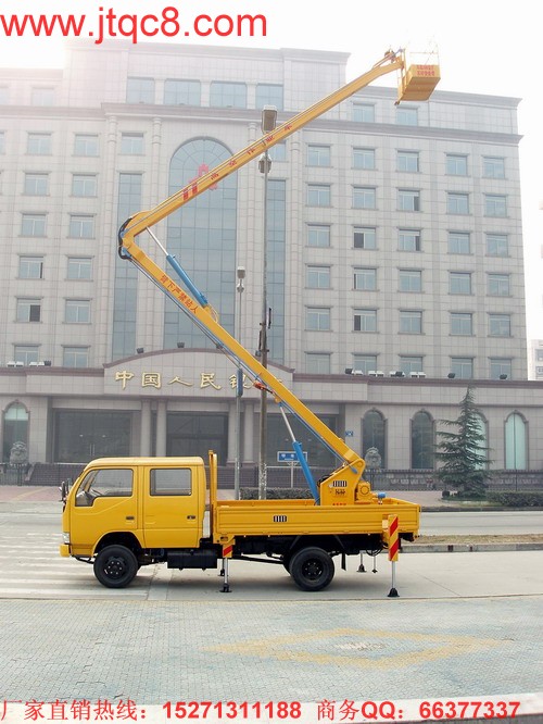 2013年,柬埔寨JFDS公司和江南升降車簽訂諒解備忘錄,2014年中旬正式簽訂經(jīng)銷協(xié)議。在此期間,雙方一直在進行相互了解熟悉、市場研究分析、產(chǎn)品準備、營銷策略制定等事宜,希望能少走彎路,一舉“撬開”柬埔寨這個典型的歐洲區(qū)域市場。