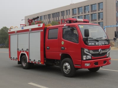 東風(fēng)多利卡泡沫消防車（2.5-3噸）