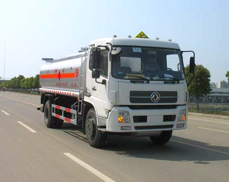 東風(fēng)天錦153單橋油罐車(加油車)